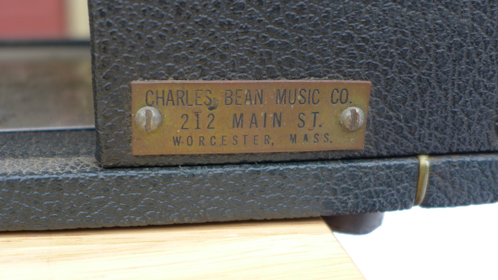 Marshall-Lead-50-1970-Charles-Bean-Badge.jpg