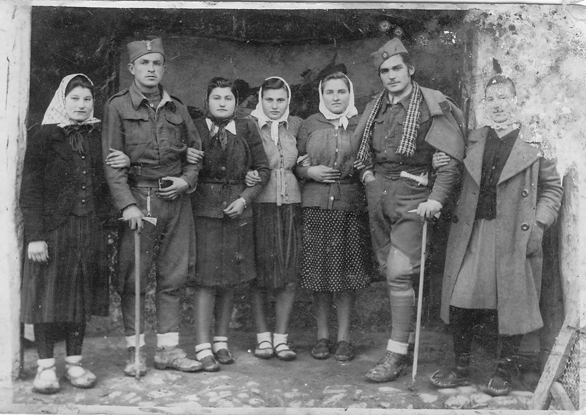 [Слика: 3819912.jpg]
