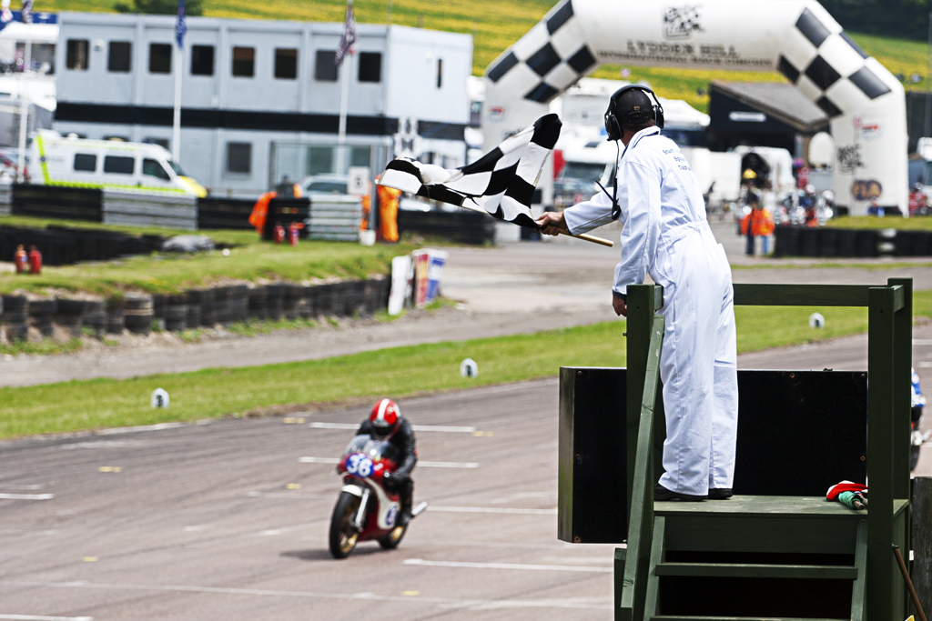 IMAGE: http://www4.picturepush.com/photo/a/8418897/1024/Anonymous/cHEQUERED-FLAD.jpg